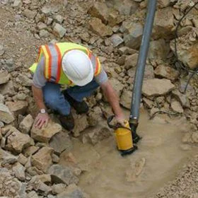 Alquiler online Bomba de agua sumergible 1 CV Wacker Neuson PST2 400 bricolaje y reformas
