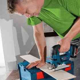 Caladora Bosch GST 18V-LI B bricolaje y reformas alquiler online