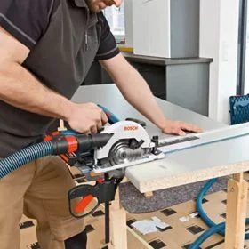 Alquiler online Sierra circular Bosch GKS 18V-57G Bricolaje y reformas