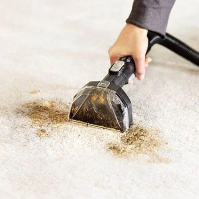 Cómo limpiar un sofá con el aspirador quitamanchas SpotClean Hydrosteam Pro