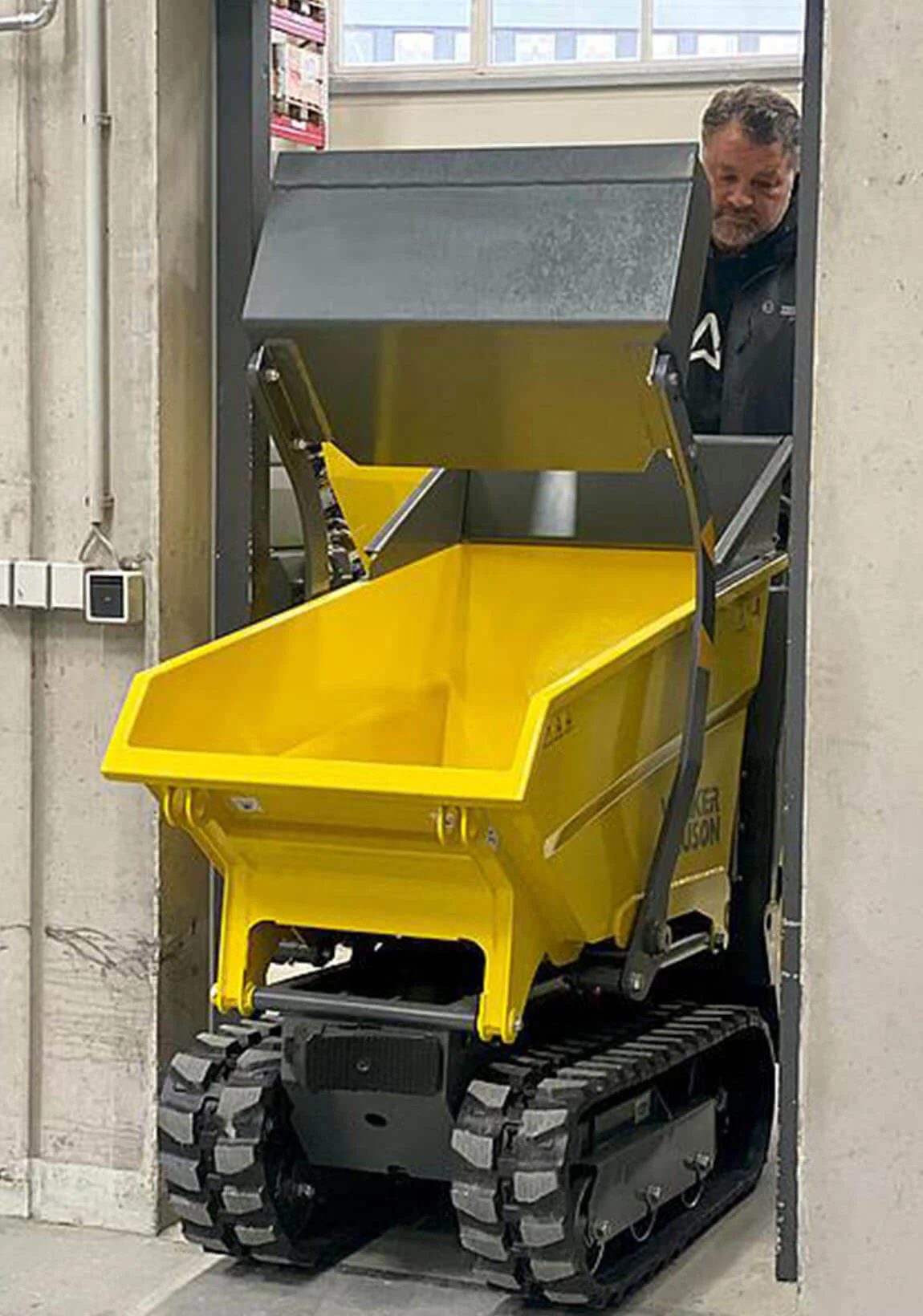 Dumper oruga 500 Kg Wacker Neuson alquiler online