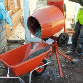 Alquiler de Hormigonera eléctrica 90 l para particulares