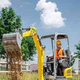 Alquiler para particulares de mini excavadora eléctrica