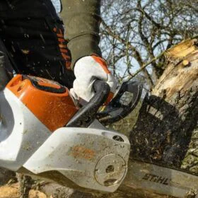 Alquiler de Motosierra ligera para podar
