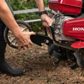 moto_motoazada_para_jardin_honda_fj500dlx_alquiler_smoh_jardineria_tierra_huerto