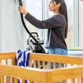 Alquiler de limpiadora de tapicería multisuperficies Bissell para particulares