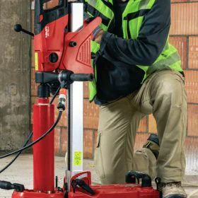 Alquiler para particulares de perforadora con corona Hilti