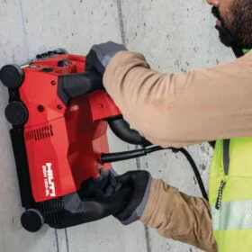 Alquiler de Regatadora de pared eléctrica para particulares