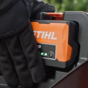 Alquiler de Cortacésped a batería Stihl para particulares