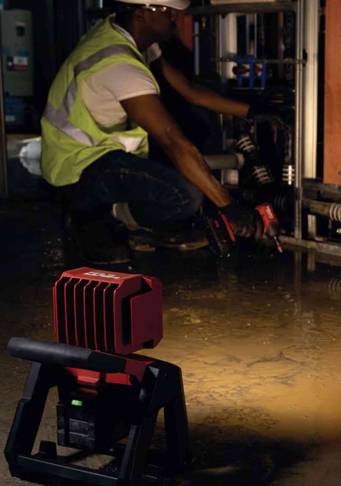 Alquiler de linterna led a batería para particulares