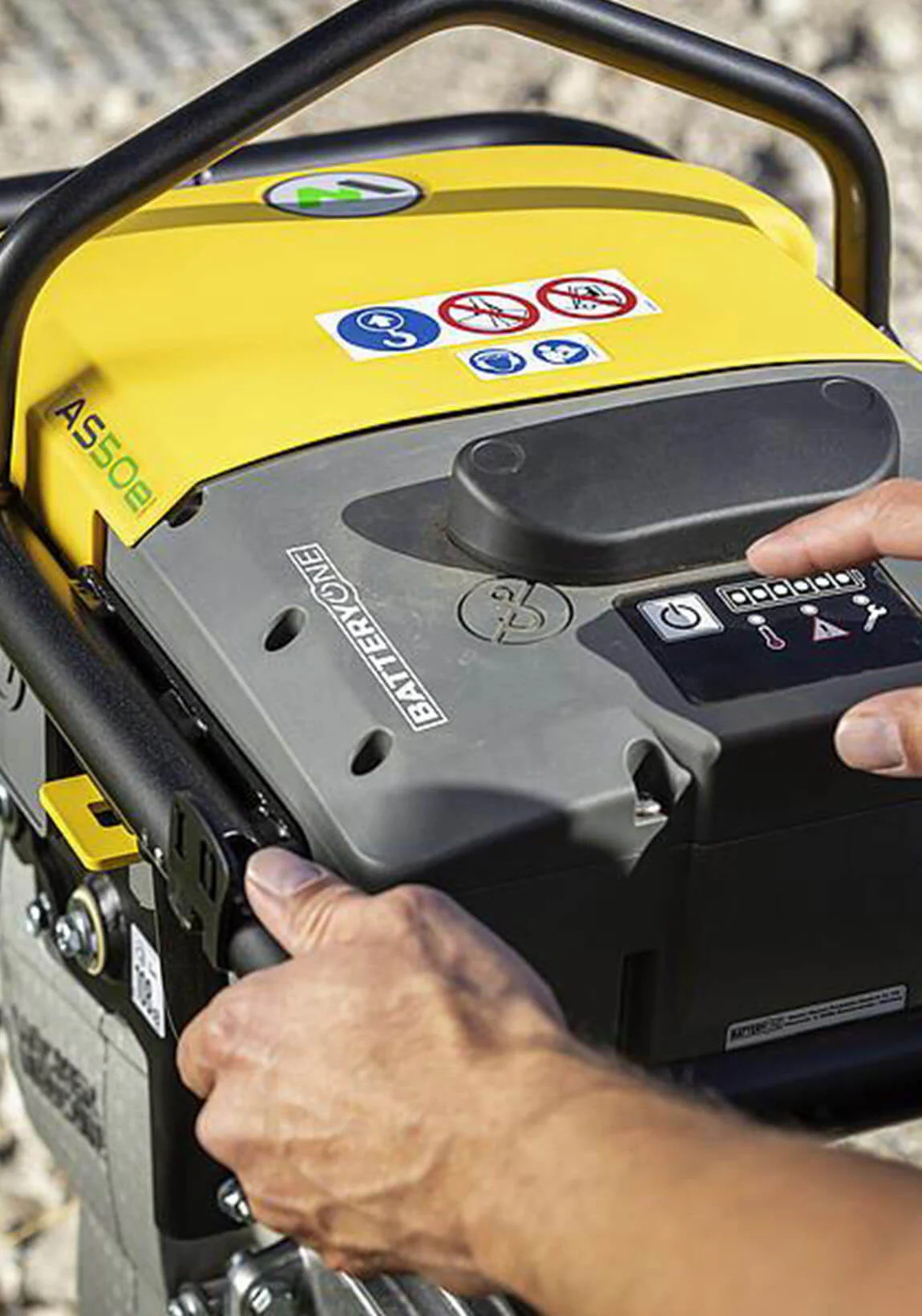 Alquiler para particulares de vibro apisonador a batería Wacker Neuson