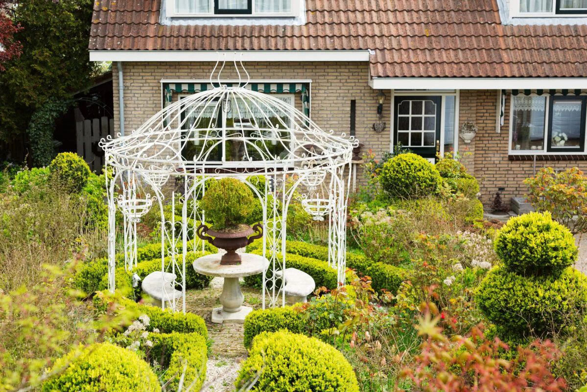 Herramientas de alquiler para podar tu jardín