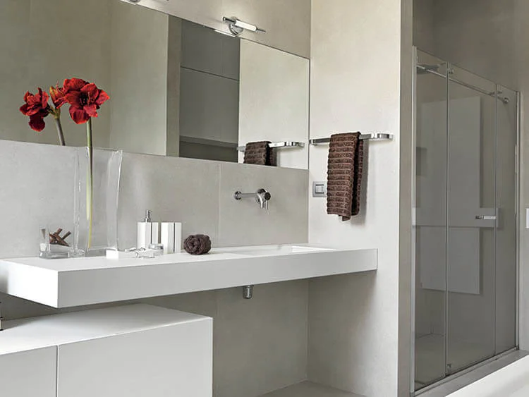 Empieza el año con casa nueva pintando el baño