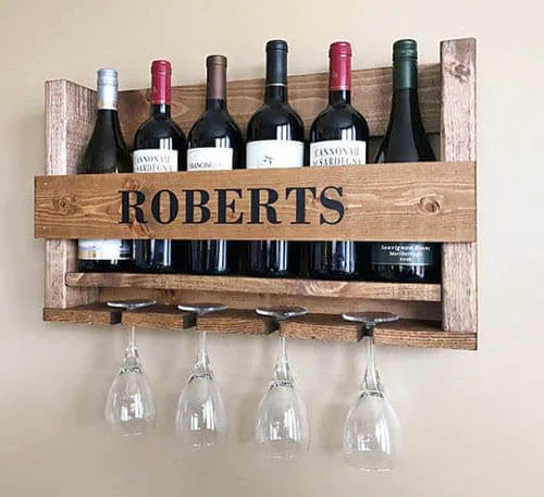 Personaliza un botellero hecho a mano utilizando herramientas de alquiler