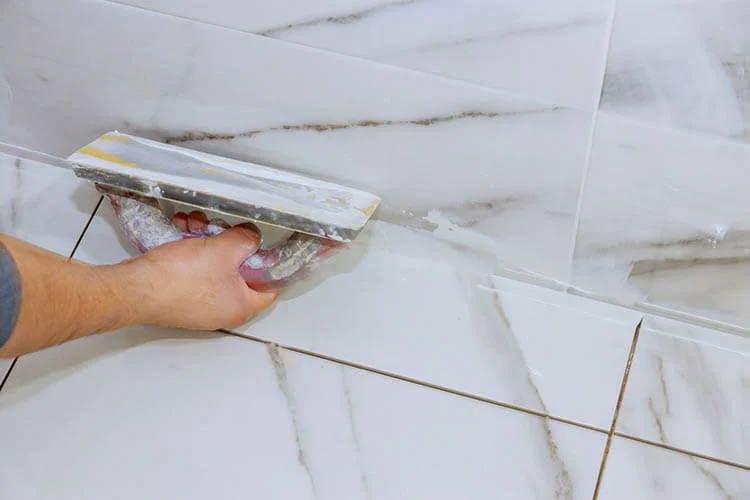 Alquiler de herramientas para corte y sustitución de azulejos