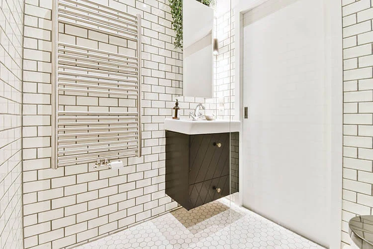 Alquiler de herramientas para corte y sustitución de azulejos