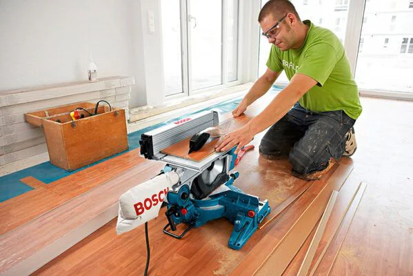 alquiler ingletadora bosch
